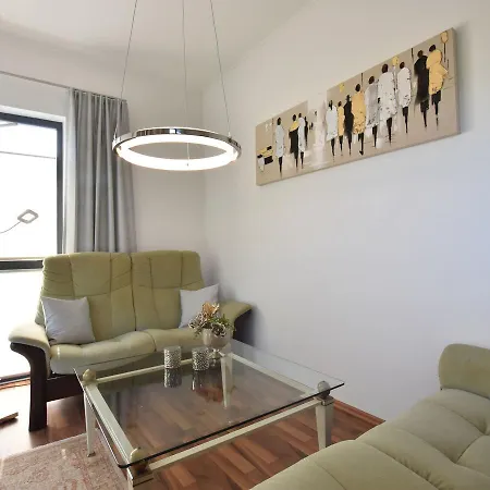 Modern In With Parking