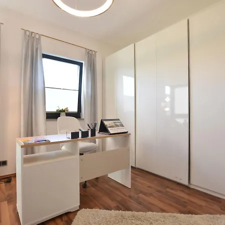 דירה Modern In With Parking רוסטוק